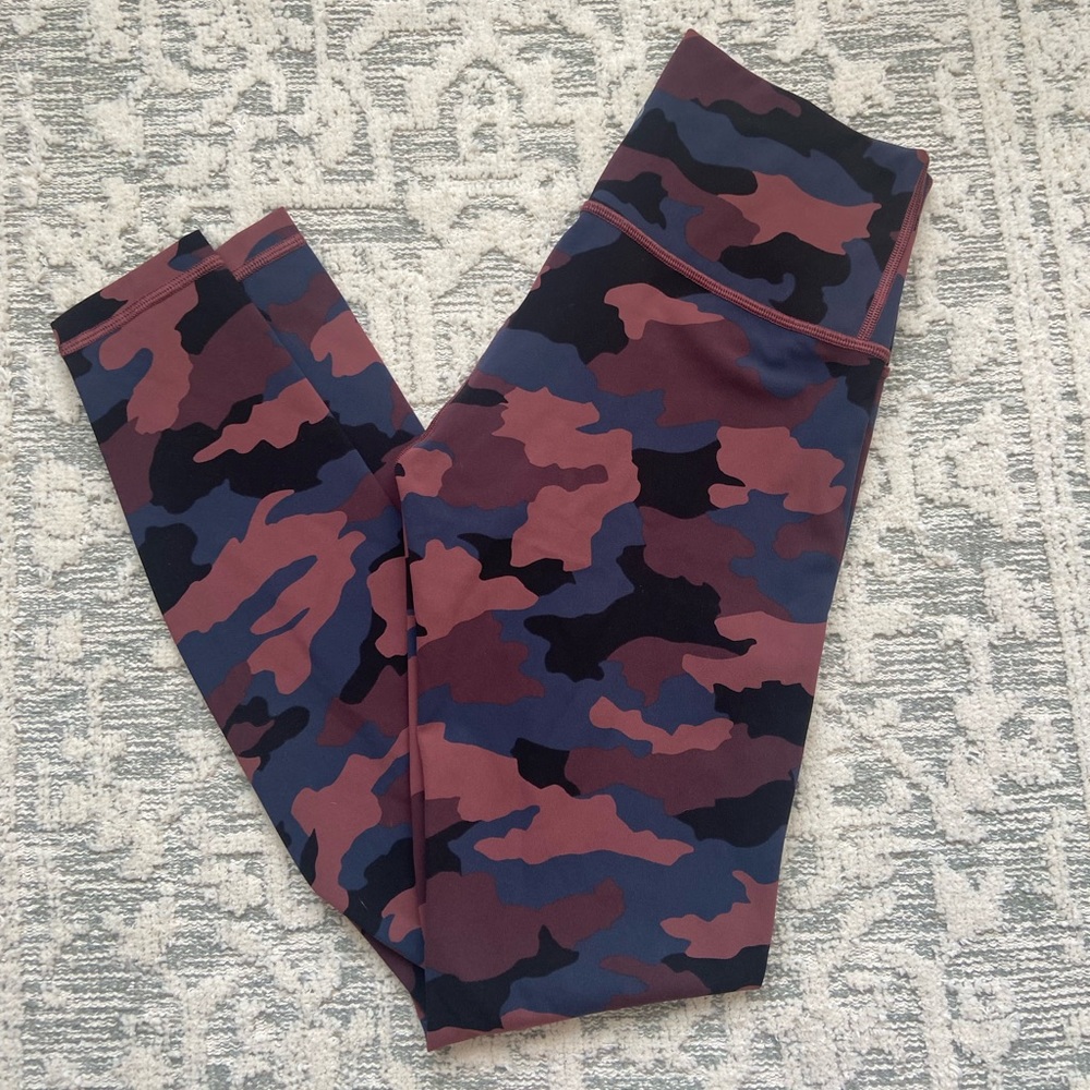 Wunder under 28” lululemon legging